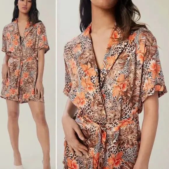 Lita by Ciera Belted Short Sleeve Romper Leopard Floral Print Womens Medium $348